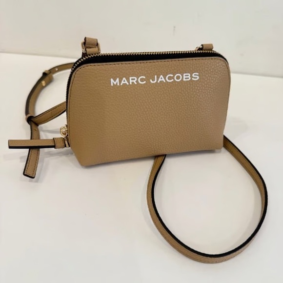 Marc Jacobs Beige Leather Shoulder mini Bag, brand new - Picture 2 of 7